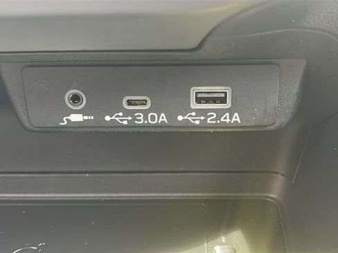 Certified 2024 Subaru Crosstrek 2.5i Limited AWD/4WD image 36