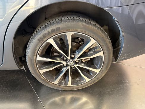Used 2019 Toyota Corolla SE FWD image 10