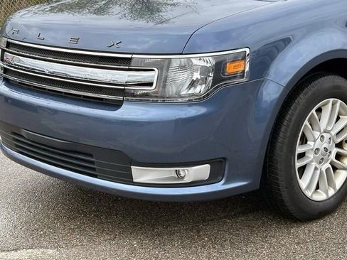 Used 2019 Ford Flex SEL w/ Equipment Group 202A AWD/4WD image 9