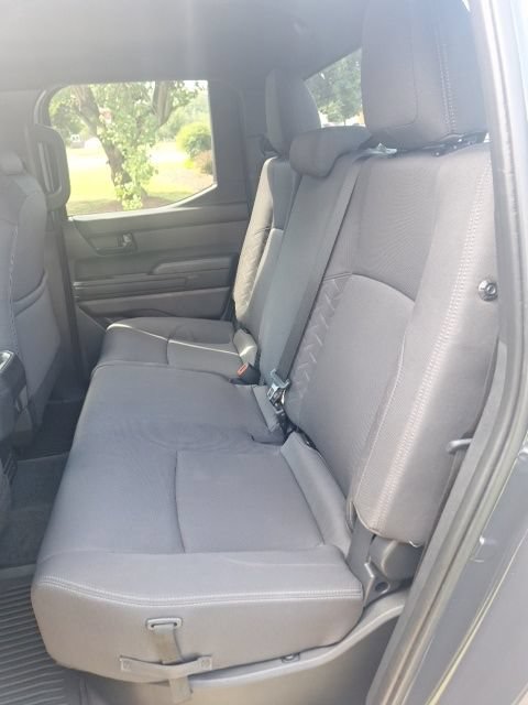 Used 2025 Toyota Tacoma SR5 AWD/4WD image 17