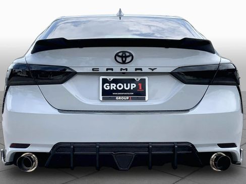 Used 2023 Toyota Camry SE FWD image 4