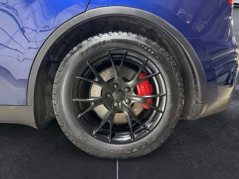 Used 2021 Tesla Model Y Performance image 33