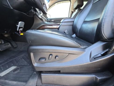 Used 2020 GMC Yukon XL SLT w/ Open Road Package image 25