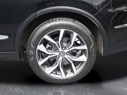 Certified 2024 Acura MDX SH-AWD w/ Technology Package image 12