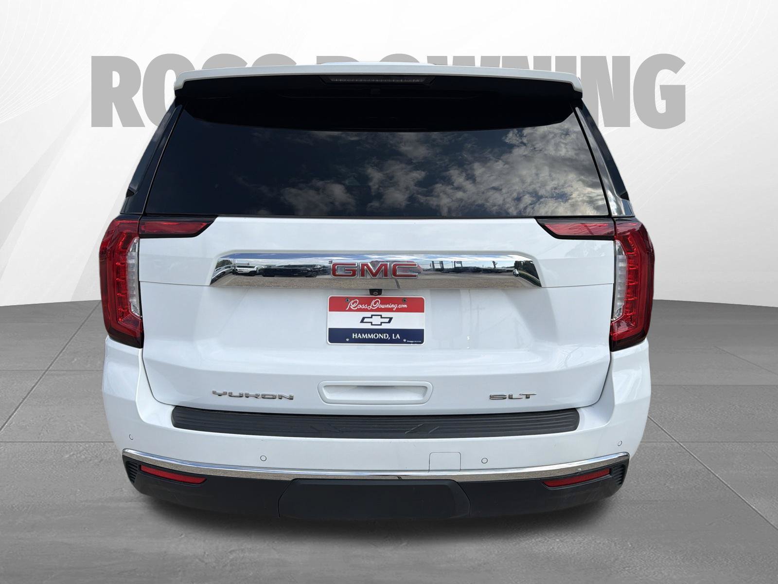 Used 2024 GMC Yukon XL SLT RWD image 5
