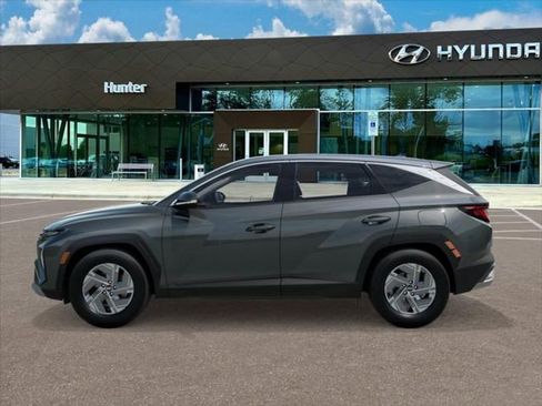 New 2026 Hyundai Tucson Blue SE AWD/4WD image 3