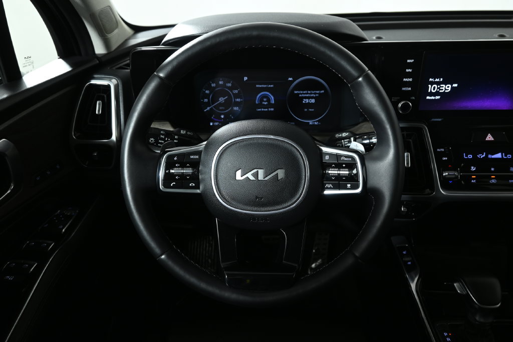 Used 2023 Kia Sorento SX Prestige AWD/4WD image 18
