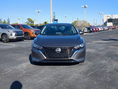 Used 2024 Nissan Sentra SV FWD image 3