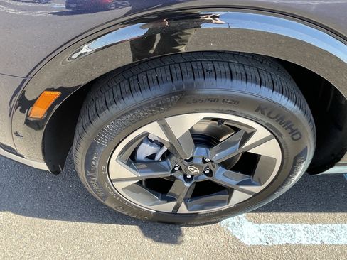 Certified 2026 Hyundai Palisade Limited AWD/4WD image 9