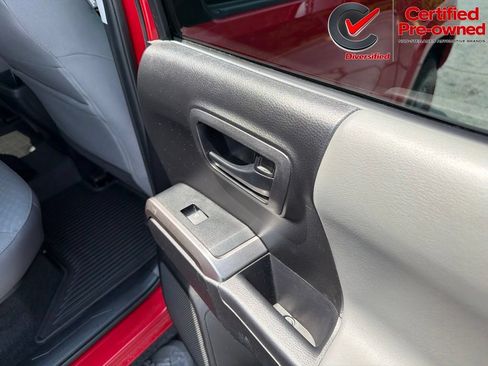 Used 2021 Toyota Tacoma SR5 RWD image 20