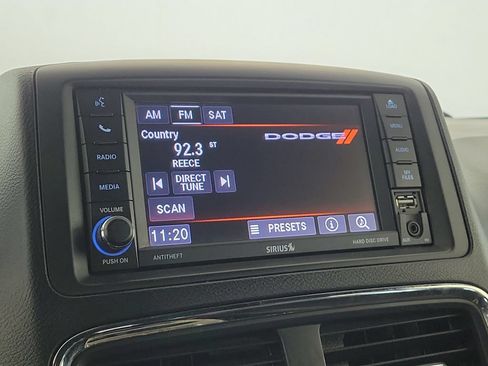 Used 2020 Dodge Grand Caravan SXT FWD image 18