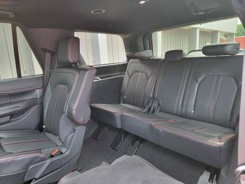 Used 2024 Ford Expedition Limited AWD/4WD image 29