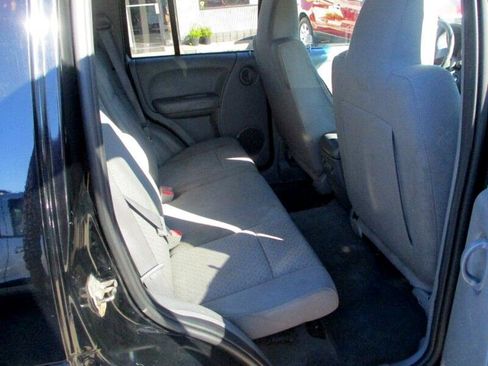 Used 2005 Jeep Liberty Renegade image 7
