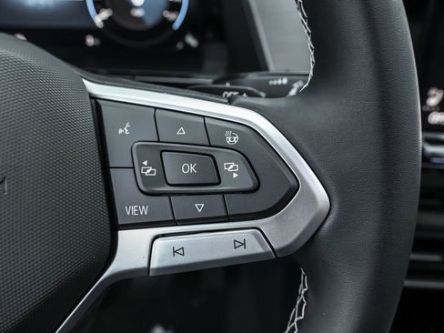 New 2026 Volkswagen Atlas Cross Sport SE image 29