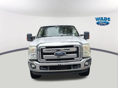 Used 2011 Ford F250 Lariat w/ Lariat Interior Pkg image 2
