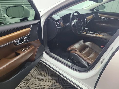 Used 2018 Volvo S90 T6 Inscription w/ Convenience Package AWD/4WD image 20