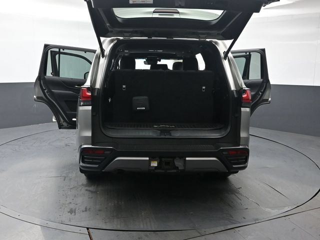 Used 2023 Lexus LX 600 4WD w/ Luxury Package image 57