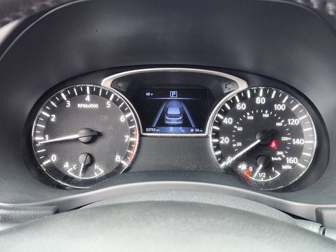 Used 2020 Nissan Pathfinder SV w/ Cargo Package image 17