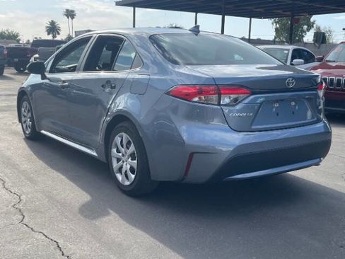 Used 2022 Toyota Corolla LE FWD image 5