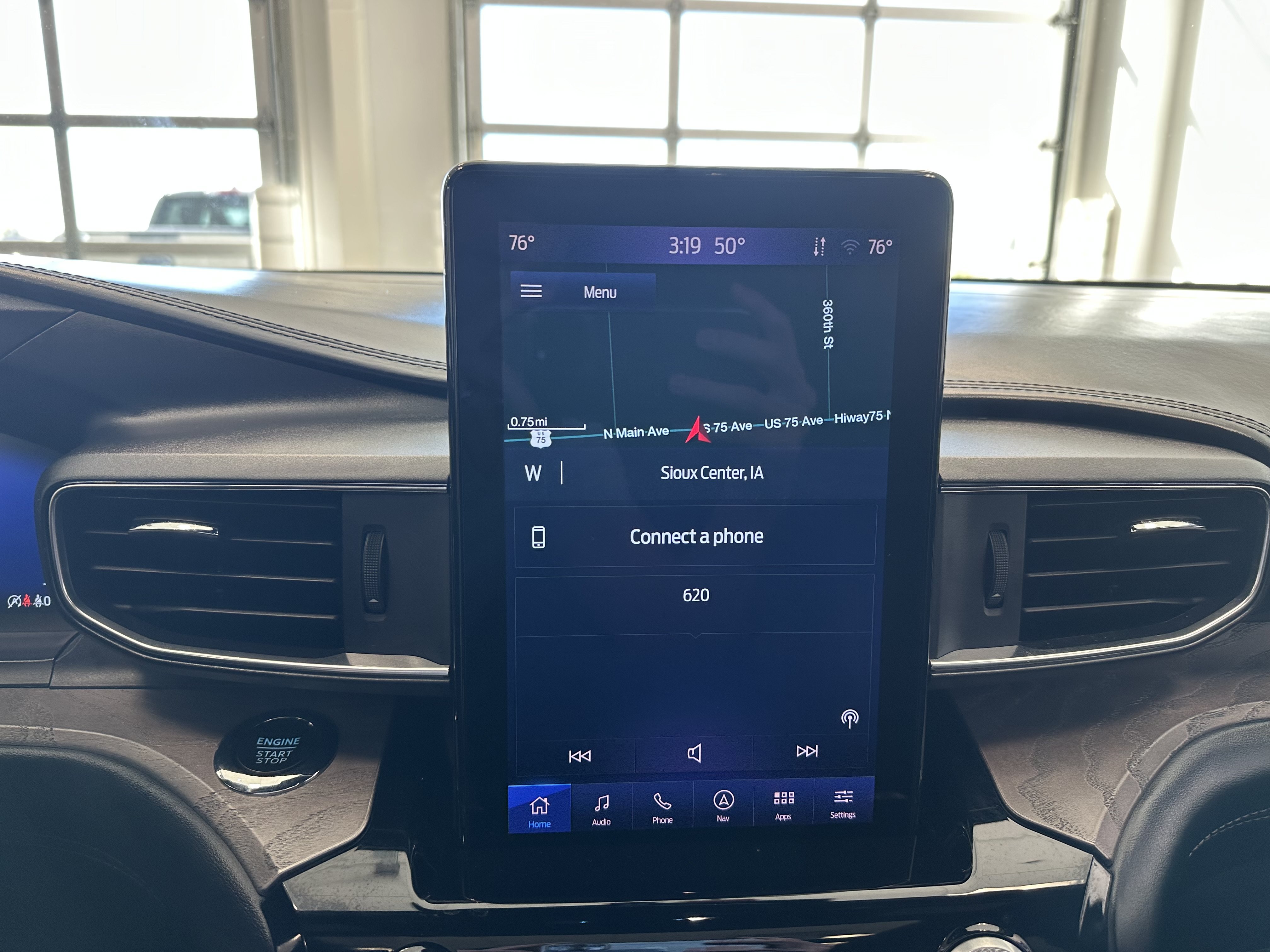 Used 2023 Ford Explorer Platinum w/ Technology Package AWD/4WD image 20