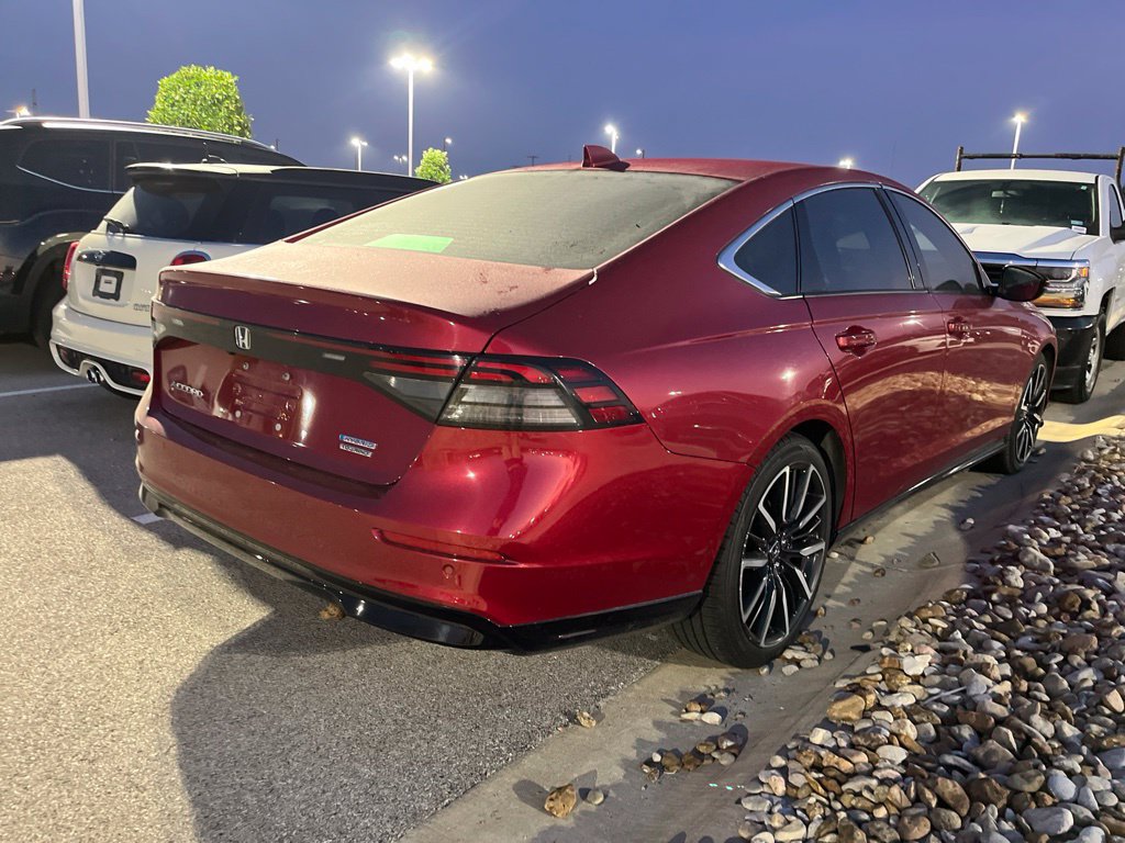 Used 2023 Honda Accord Touring image 4