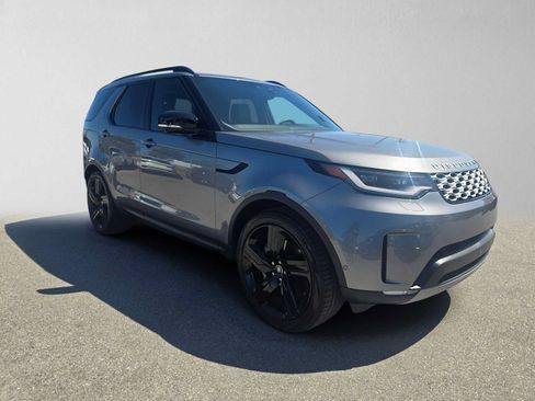 Used 2025 Land Rover Discovery S AWD/4WD image 7
