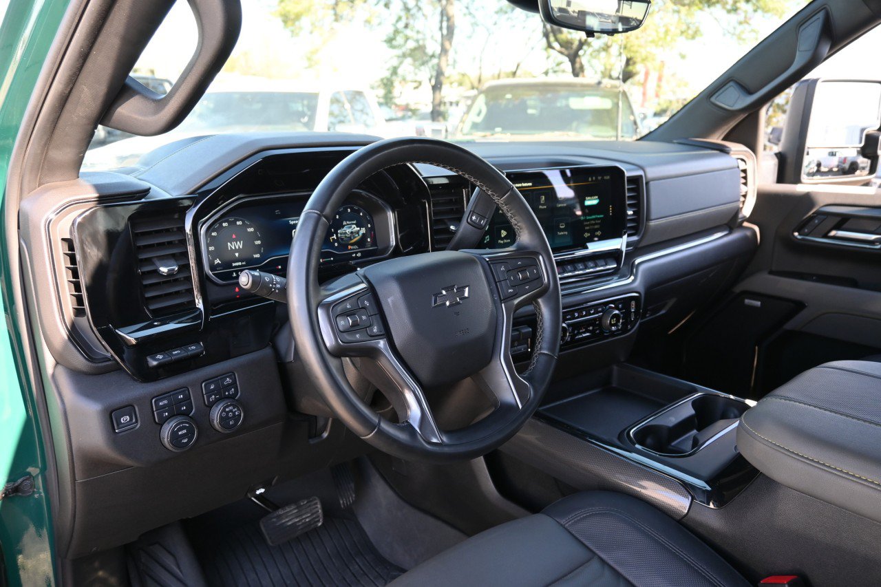 Certified 2025 Chevrolet Silverado 2500 ZR2 w/ ZR2 Bison Edition AWD/4WD image 17