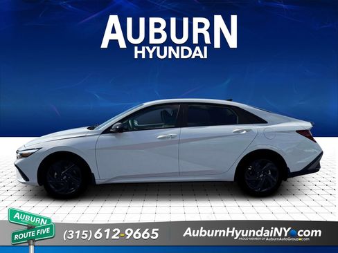 New 2026 Hyundai Elantra Sport FWD image 3