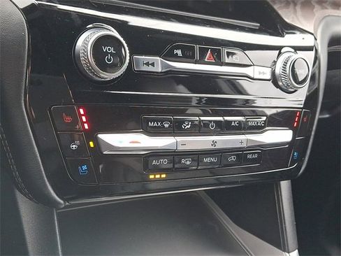 Certified 2023 Ford Explorer Platinum w/ Equipment Group 601A image 16