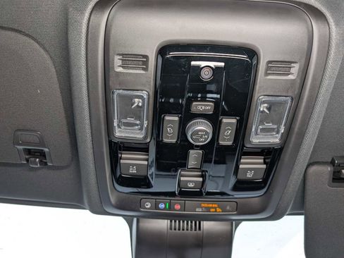 New 2026 GMC Yukon XL Elevation w/ Elevation Premium Package image 30