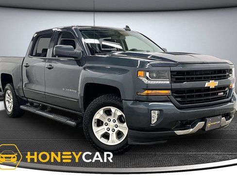 Used 2018 Chevrolet Silverado 1500 LT w/ All Star Edition AWD/4WD image 1
