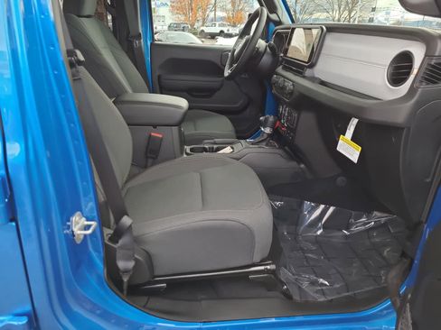 New 2026 Jeep Wrangler Unlimited Sport image 22