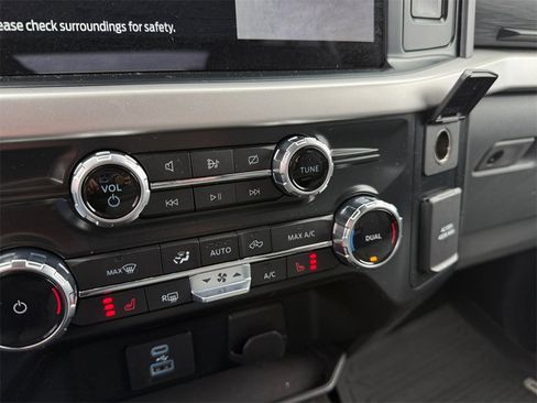 Certified 2022 Ford F150 XLT w/ Equipment Group 302A High image 20