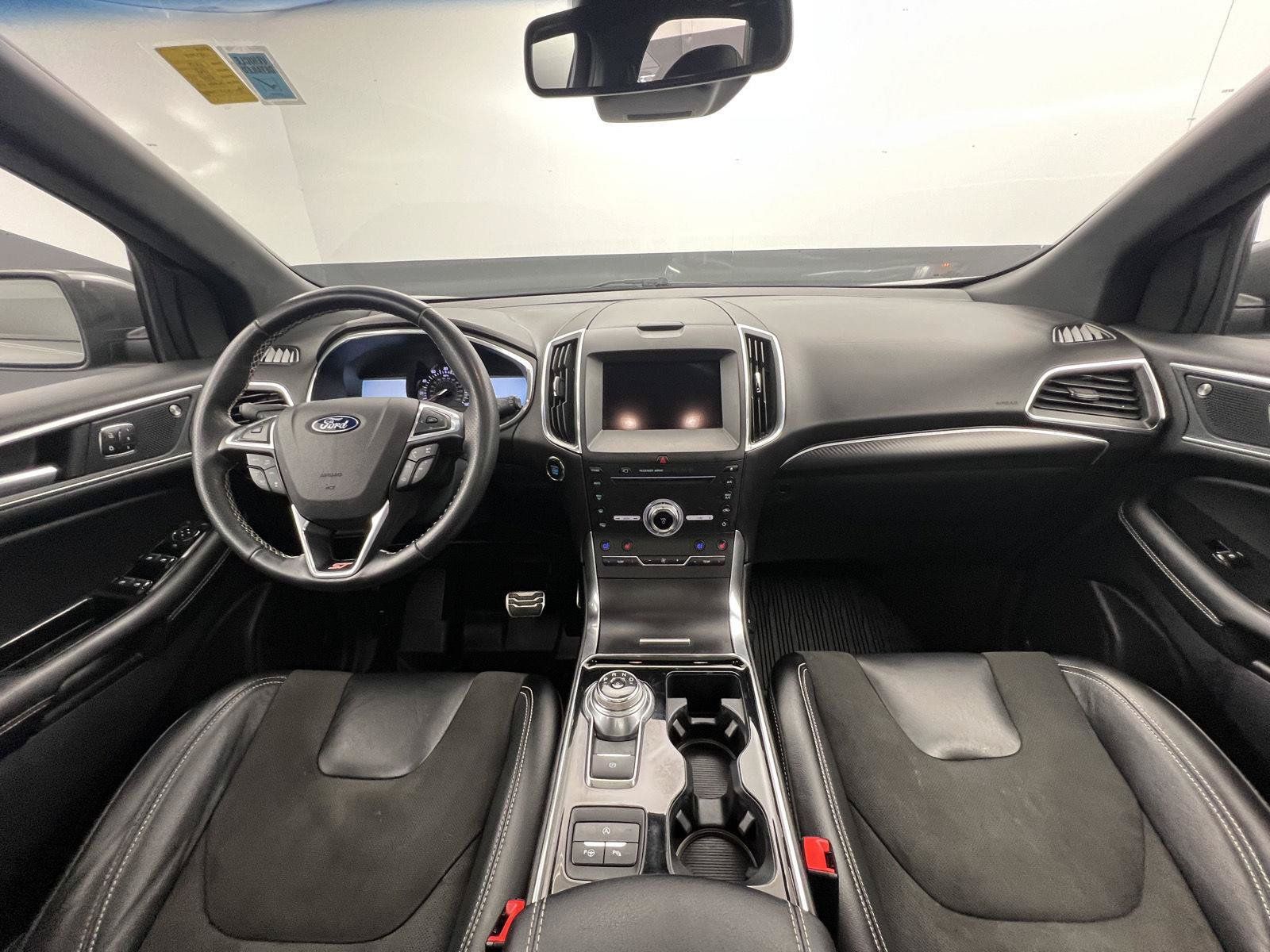 Used 2019 Ford Edge ST w/ Equipment Group 401A AWD/4WD image 22