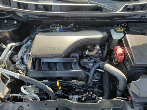 Used 2018 Nissan Rogue Sport SL w/ SL Premium Package image 28