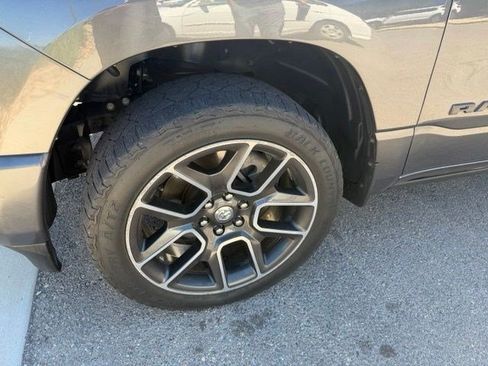 Used 2019 RAM 1500 Sport w/ Level 2 Equipment Group AWD/4WD image 5