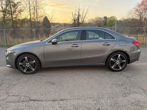 Used 2019 Mercedes-Benz A 220 4MATIC w/ Premium Package image 5