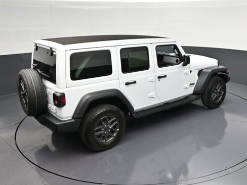 Used 2026 Jeep Wrangler Unlimited Sport AWD/4WD image 21