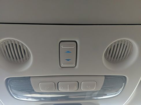 Certified 2022 Ford EcoSport SE w/ SE Convenience Package image 26