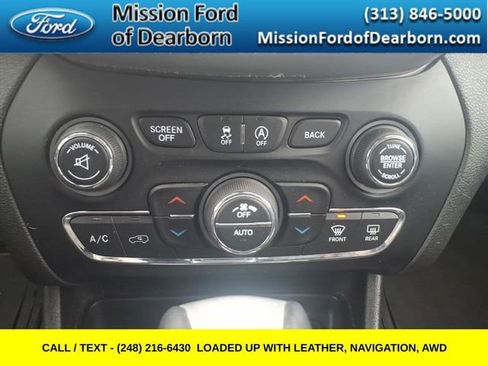 Used 2018 Jeep Cherokee Overland AWD/4WD image 13