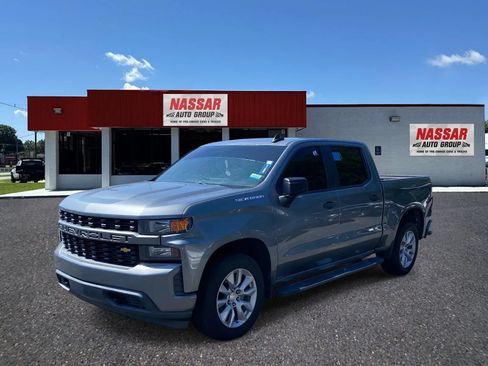 Used 2019 Chevrolet Silverado 1500 Custom w/ Custom Value Package RWD image 1
