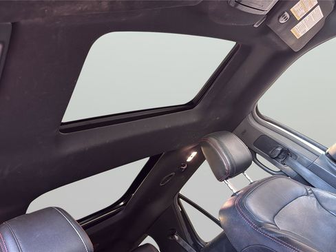 Used 2018 Ford Explorer Sport w/ Equipment Group 401A image 16