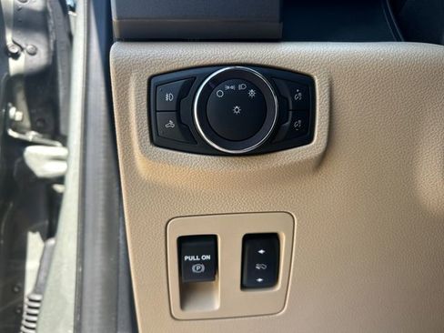 Used 2019 Ford F150 XLT w/ Equipment Group 302A Luxury AWD/4WD image 22