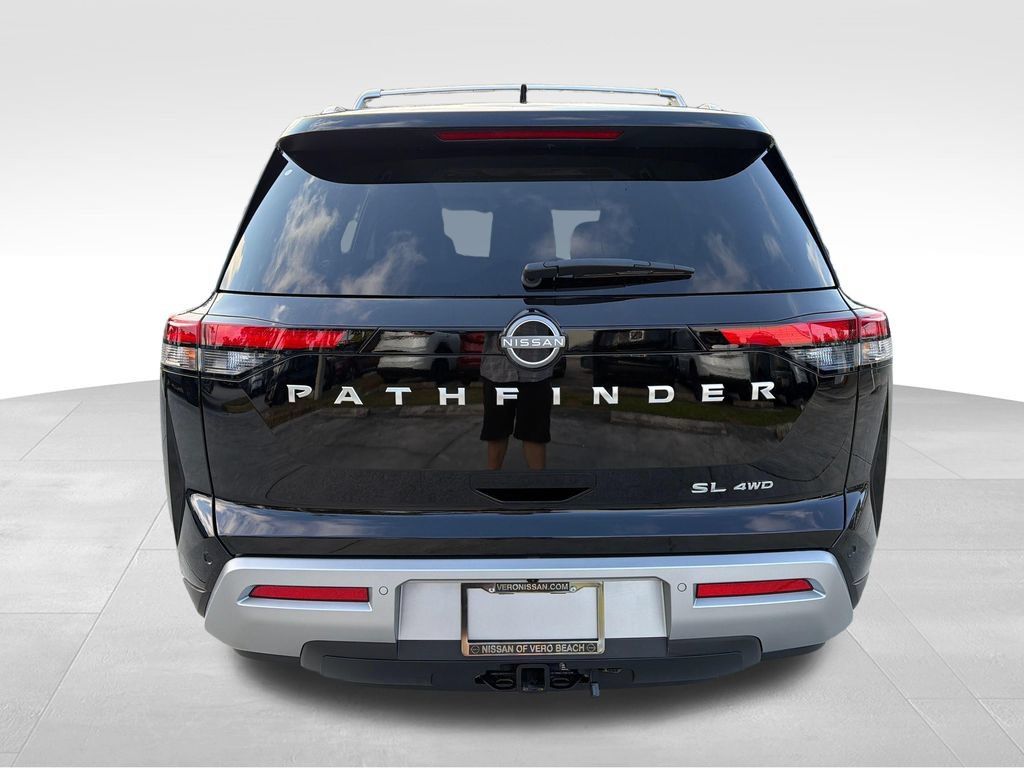 Certified 2025 Nissan Pathfinder SL AWD/4WD image 7