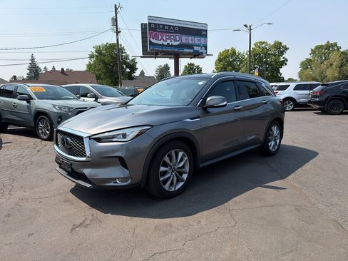 Used 2020 INFINITI QX50 Luxe w/ Navigation Package AWD/4WD image 2