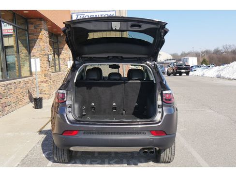 Used 2018 Jeep Compass Limited w/ Navigation Group image 29