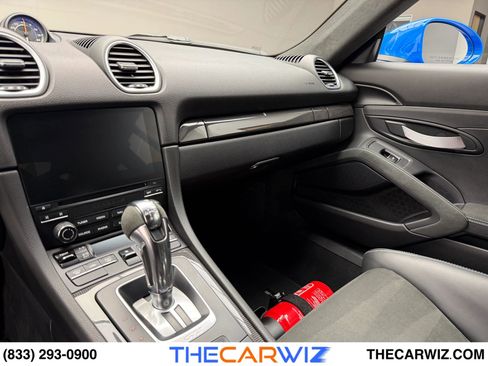 Used 2022 Porsche 718 Cayman GT4 image 62