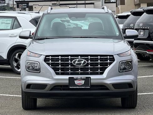 New 2026 Hyundai Venue SEL FWD image 3