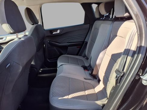 Used 2021 Ford Escape SE image 24