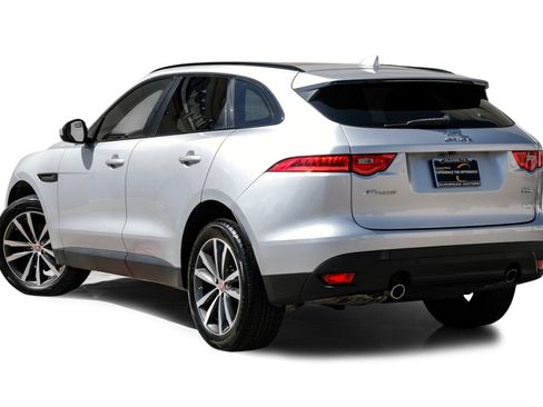 Used 2018 Jaguar F-PACE Prestige AWD/4WD image 10